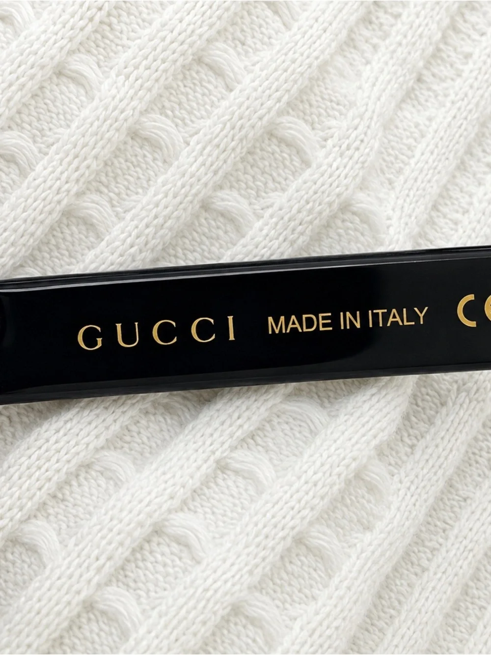 Gucci bold square